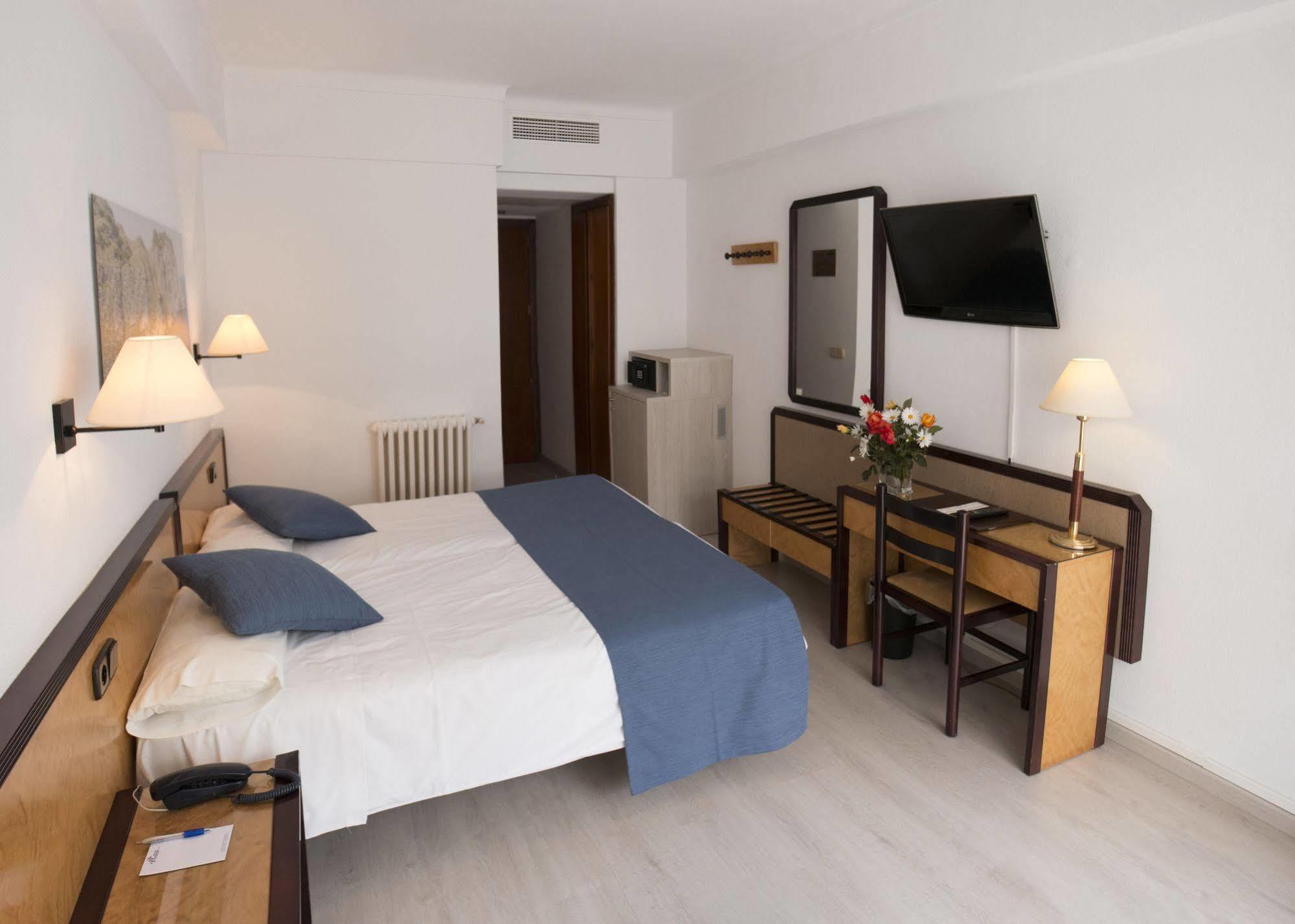 Hotel Voramar カラ・ミラー エクステリア 写真